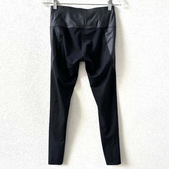 Aday Throw And Roll Legging Black Size Extra Small - Picture 6 of 8